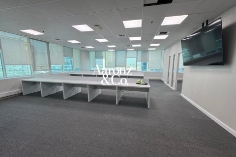 Oficina en alquiler en Business Bay, Dubai, EAU 154 m2 № 703503 - foto 2