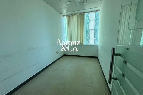 Oficina en alquiler en Business Bay, Dubai, EAU 157 m2 № 703505 - foto 9