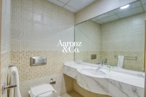Apartment til salg i Dubai Marina, Dubai, UAE 1 soveværelse, 90 kvm № 703508 - foto 9