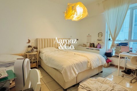 Apartment til salg i Dubai Marina, Dubai, UAE 1 soveværelse, 90 kvm № 703508 - foto 4
