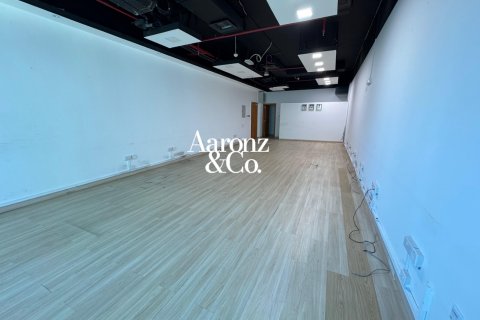 Oficina en alquiler en Business Bay, Dubai, EAU 95 m2 № 703506 - foto 2