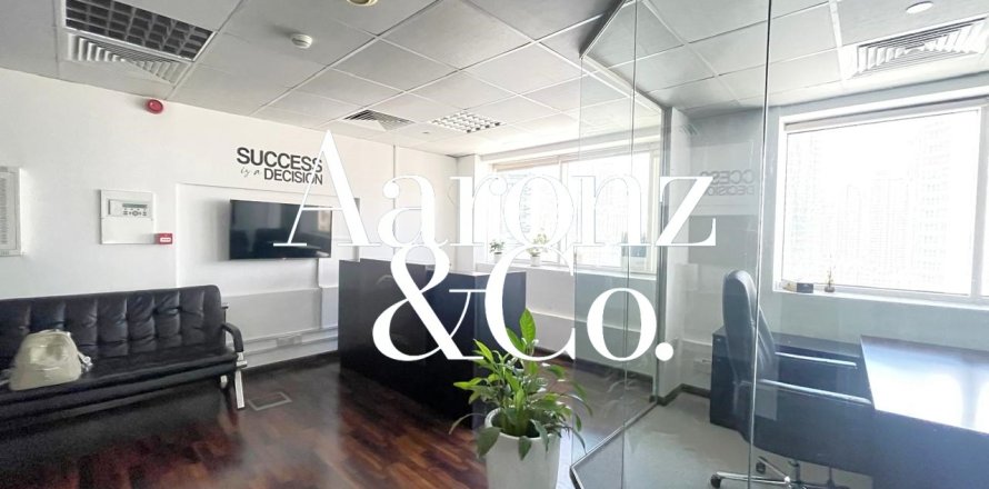 Büroraum in Business Bay, Dubai, VAE: 107 m2 Nr. 703504