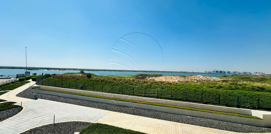 Ático en Yas Island, Abu Dhabi, EAU 3 dormitorios, 611 m² № 663053