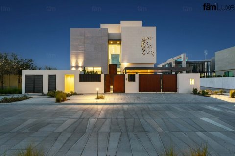 Villa Dubaijā, AAE 5 istabas, 718.3 m2 Nr. 622892 - attēls 1