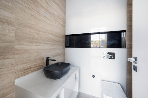 Vila u gradu Al Barsha, Dubai, UAE 5 spavaće sobe, 1858.06 m2 Br. 750772 - Slika 15
