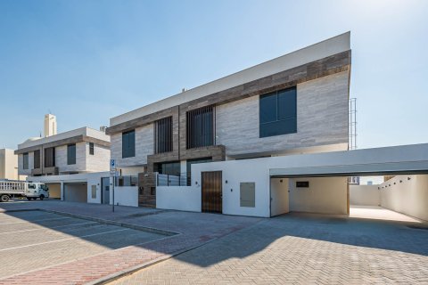 Vila u gradu Al Barsha, Dubai, UAE 5 spavaće sobe, 1858.06 m2 Br. 750772 - Slika 21