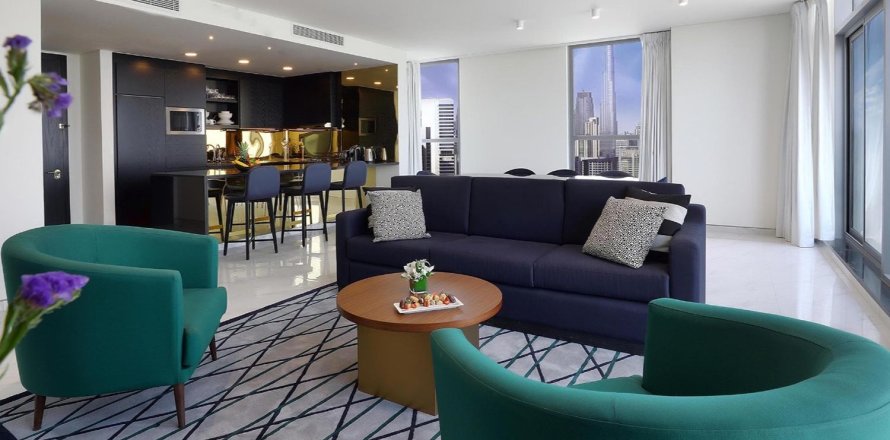 Apartment in Business Bay, Dubai, UAE 3 bedrooms, 227.84 sq.m. № 750771