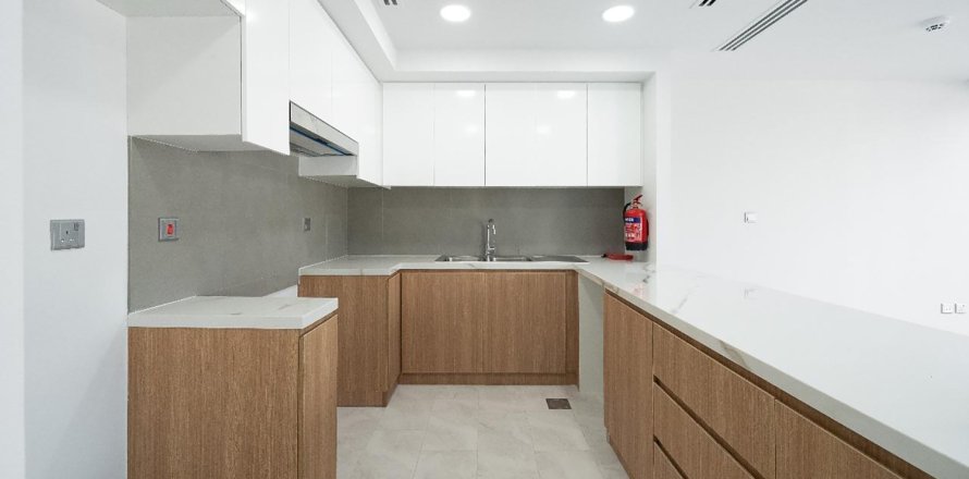 Maison de ville à Dubai Land, Dubai, EAU: 3 chambres, 161.01 m2 № 750773