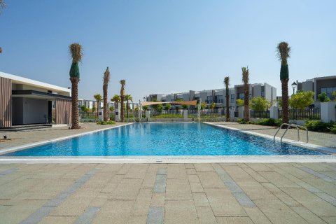 Maison de ville à louer à Dubai Land, Dubai, EAU 3 chambres, 161.01 m2 № 750773 - photo 13