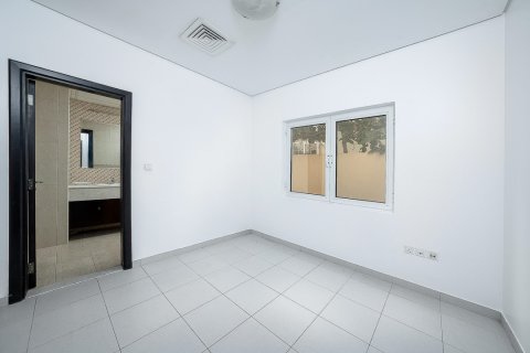 The Villa, Dubai, BAE’de kiralık villa 5 yatak odası, 342.67 m&sup2; No 750746 - fotoğraf 15
