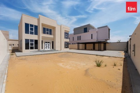 Villa Dubaijā, AAE 5 istabas, 1114.8 m2 Nr. 703700 - attēls 11