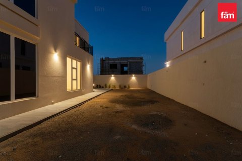 Villa Dubaijā, AAE 5 istabas, 1114.8 m2 Nr. 703700 - attēls 17