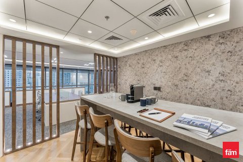 Escritório para arrendamento em Dubai, EAU 228 m2 № 689251 - foto 12