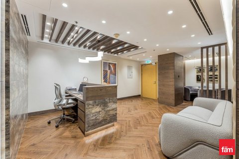 Escritório para arrendamento em Dubai, EAU 228 m2 № 689251 - foto 2