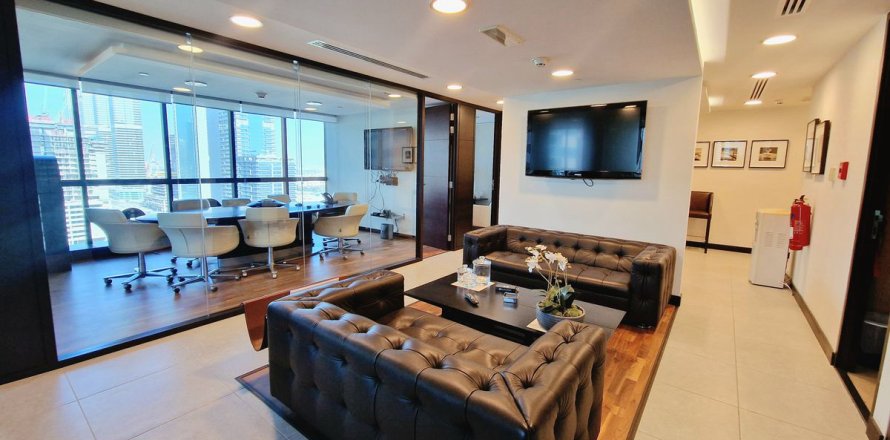 Kancelarija u Dubai, UAE 125.5 m2 Br. 689249