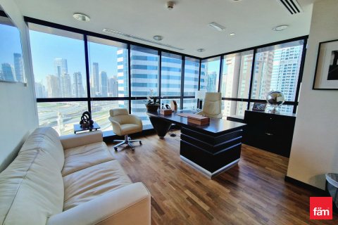 Toimisto Dubai, Arabiemiraatit 125.5 m2 № 689249 - kuva 7
