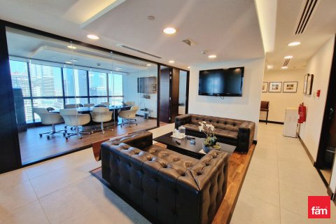Toimisto Dubai, Arabiemiraatit 125.5 m2 № 689249 - kuva 2