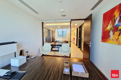 Toimisto Dubai, Arabiemiraatit 125.5 m2 № 689249 - kuva 11