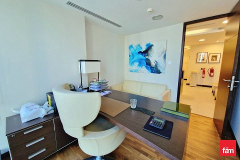 Toimisto Dubai, Arabiemiraatit 125.5 m2 № 689249 - kuva 18