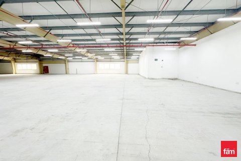 Magazinë në Jebel Ali, Dubai, Emiratet e Bashkuara Arabe 3499.8 m2. № 631758 - Foto 5