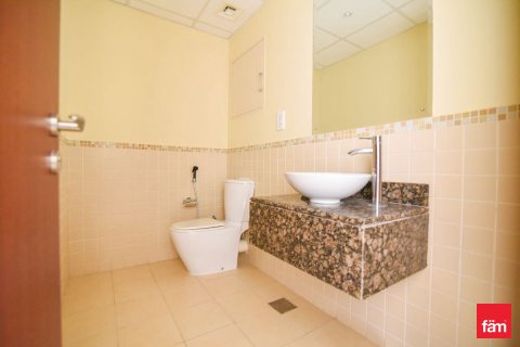 Пәтер Дубай, БАӘ-да 1 жатын бөлме, 111.3 м² № 661760 - фото 16