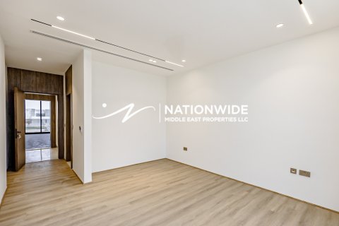 Vila u Abu Dhabi, UAE 5 spavaćih soba, 510 m2 Br. 646445 - fotografija 14