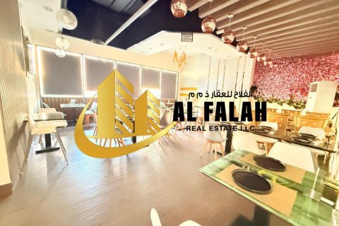 Trgovina u gradu Al Majaz, Sharjah, UAE 177 m2 Br. 646444 - Slika 13