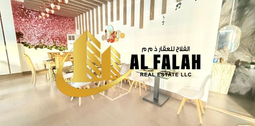 Trgovina u gradu Al Majaz, Sharjah, UAE 177 m2 Br. 646444