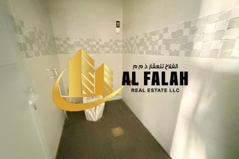Sklep do wynajęcia w Al Khan, Sharjah, ZEA 232 mkw., nr 646444 - zdjęcie 12