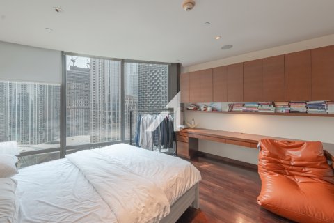 Apartmen di Dubai, UAE 2 bilik tidur, 186.5 meter persegi № 646442 - foto 13