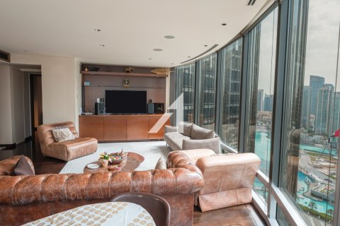Apartmen di Dubai, UAE 2 bilik tidur, 186.5 meter persegi № 646442 - foto 20
