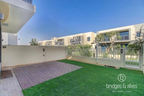 ویلا در Dubai Hills Estate، Dubai ، امارات متحده عربی 4 خوابه ، 203 متر مربع.  شماره 687098