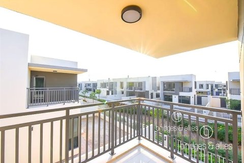 Villa zur Miete in Dubai Hills Estate, Dubai, VAE 4 Schlafzimmer, 203 m2 Nr. 687098 - Foto 10