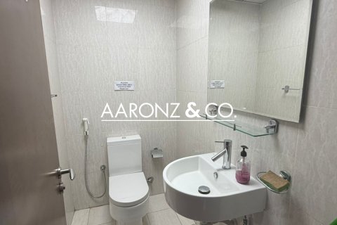 Iroda itt: Business Bay, Dubai, EAE, 94 m², azonosító: 695634 - fénykép 14