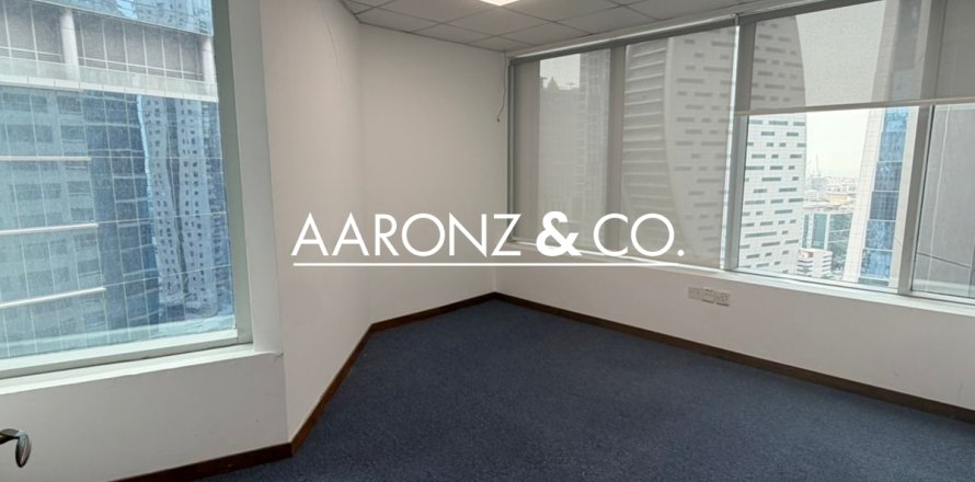 Iroda itt: Business Bay, Dubai, EAE, 94 m², azonosító: 695634