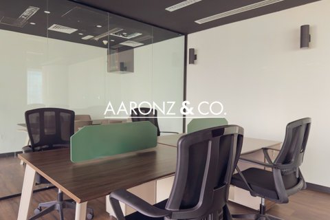 Zyrë në Business Bay, Dubai, Emiratet e Bashkuara Arabe 102 m2. № 695631 - Foto 6