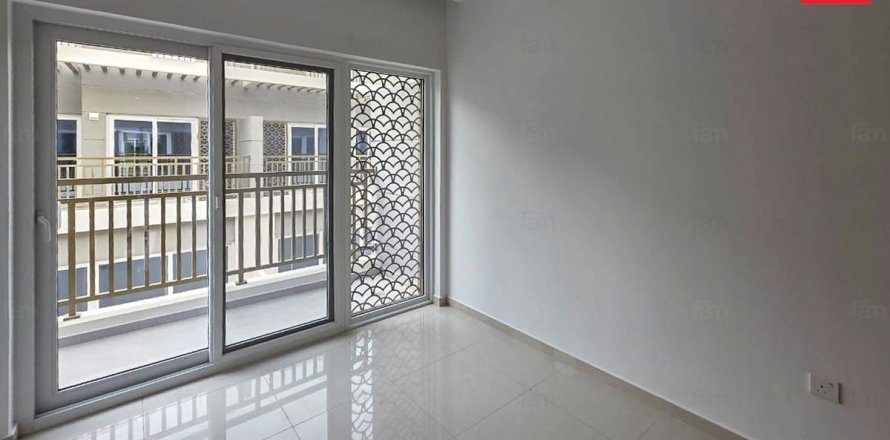 Dubai, संयुक्त अरब अमीरात में टाउनहाउस, 4 बेडरूम, 112.2 वर्ग मीटर, संख्या 682407
