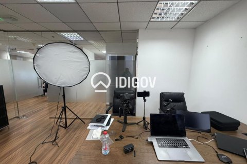 Business Bay, Dubai, UAE의 임대용 사무실 70.42제곱미터 번호 758615 - 사진 9
