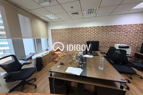 Business Bay, Dubai, UAE의 임대용 사무실 70.42제곱미터 번호 758615 - 사진 13
