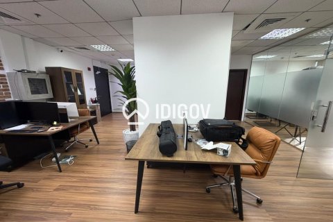 Business Bay, Dubai, UAE의 임대용 사무실 70.42제곱미터 번호 758615 - 사진 2
