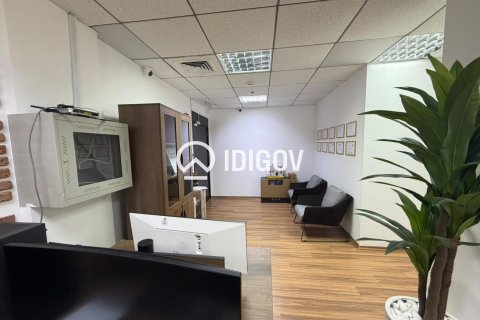 Business Bay, Dubai, UAE의 임대용 사무실 70.42제곱미터 번호 758615 - 사진 12
