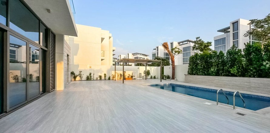 Villa in Mohammed Bin Rashid City, Dubai, UAE 4 bedrooms, 695.03 sq.m. № 750928