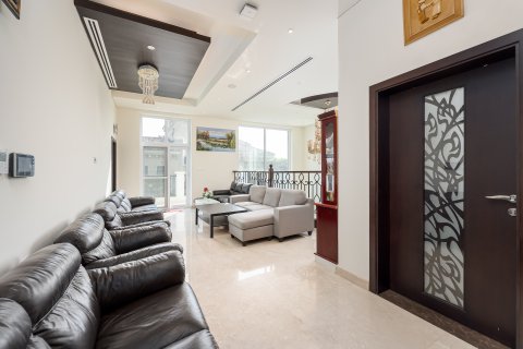 ویلا برای اجاره در The Villa، Dubai، امارات متحده عربی 7 خوابه ، 864 متر مربع ، شماره 750925 - تصویر 12