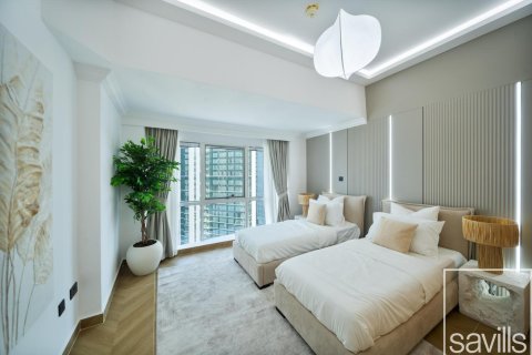 Apartment in Dubai Marina, UAE 3 bedrooms, 195 sq.m. № 647373 - photo 11