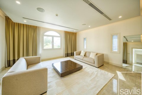 Villa in Jumeirah Golf Estates, Dubai, UAE 4 bedrooms, 1316 sq.m. № 647350 - photo 10