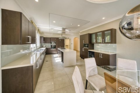 Villa in Jumeirah Golf Estates, Dubai, UAE 4 bedrooms, 1316 sq.m. № 647350 - photo 16