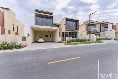 Villa in Dubai Hills Estate, Dubai, UAE 4 bedrooms, 800 sq.m. № 647372 - photo 1