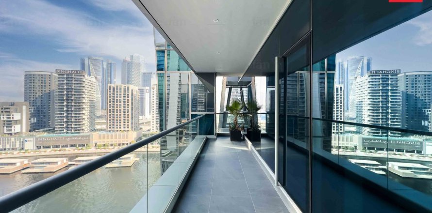 Apartamento em Business Bay, Dubai, EAU 4 quartos, 272.9 m2 № 655913