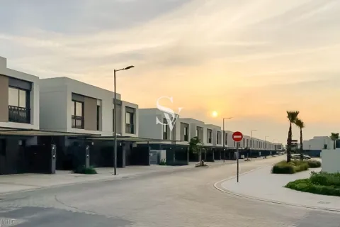 Таунхаус Dubai South (Dubai World Central), Дубай, БАӘ-да 3 жатын бөлмелер, 174 м² № 723023