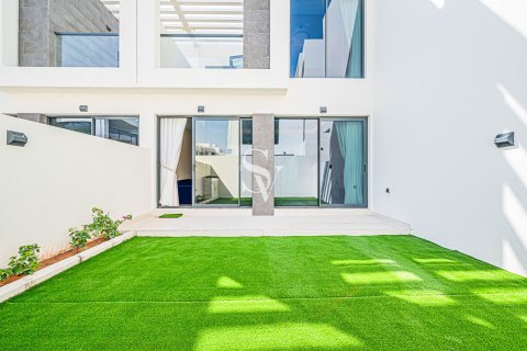 Townhouse in DAMAC Hills (Akoya by DAMAC), Dubai, UAE 3 bedrooms, 138 sq.m. № 723025 - photo 20